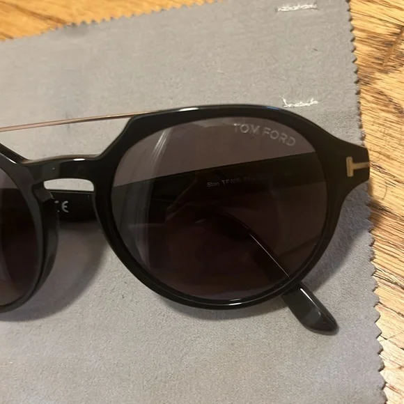 NEW Tom Ford STAN FT 0696 Black/Smoke/gold (01A) Sunglasses - Picture 3 of 9